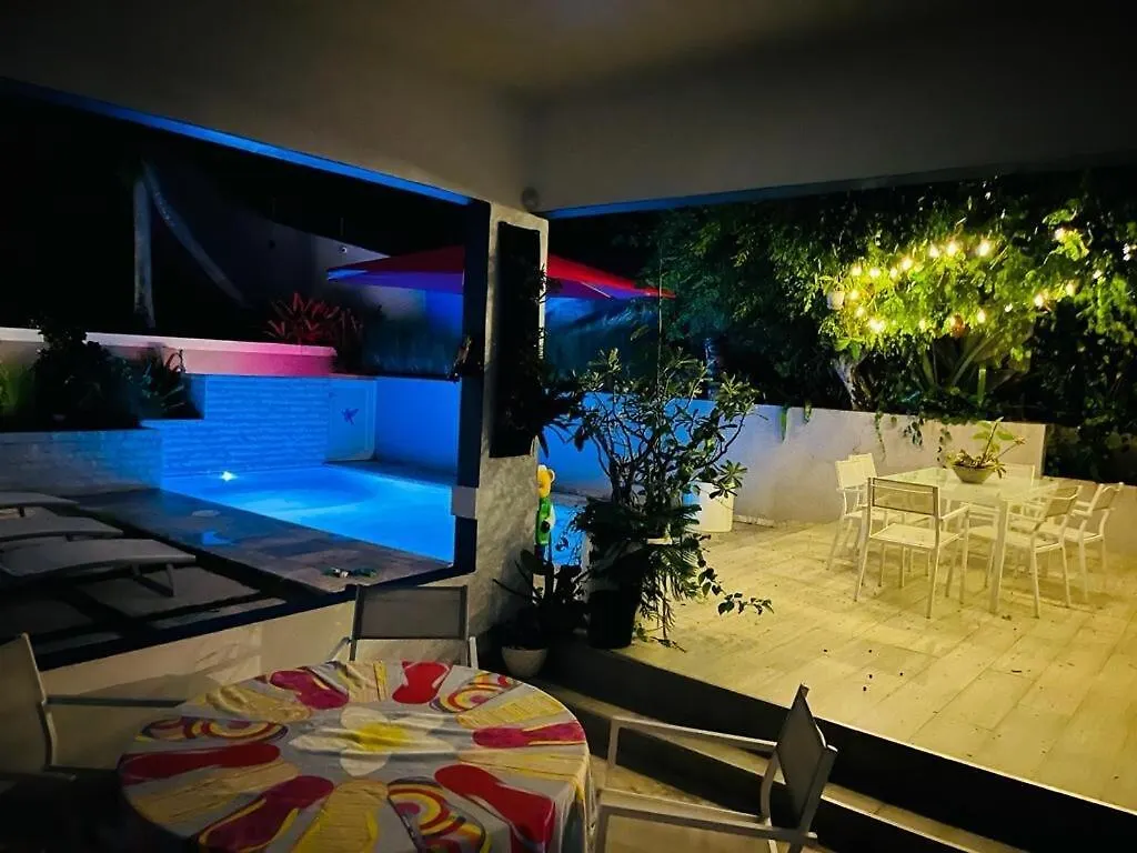 Under Sea Guest House Toa Alta