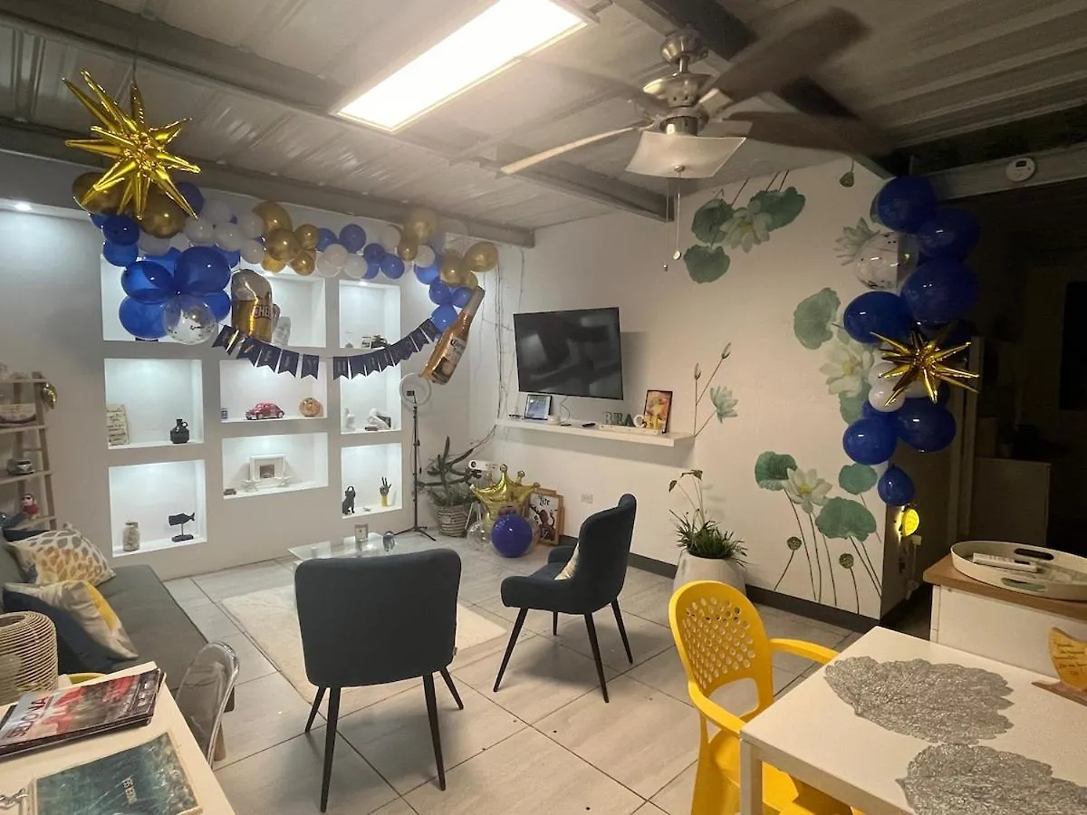 公寓 Under Sea Guest House Toa Alta